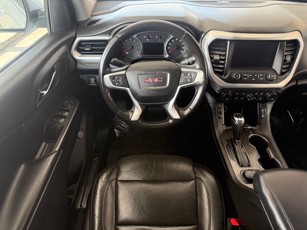 2018 GMC Acadia Image 15