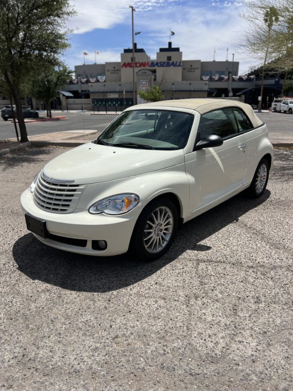 2008 Chrysler PT Cruiser Image 1