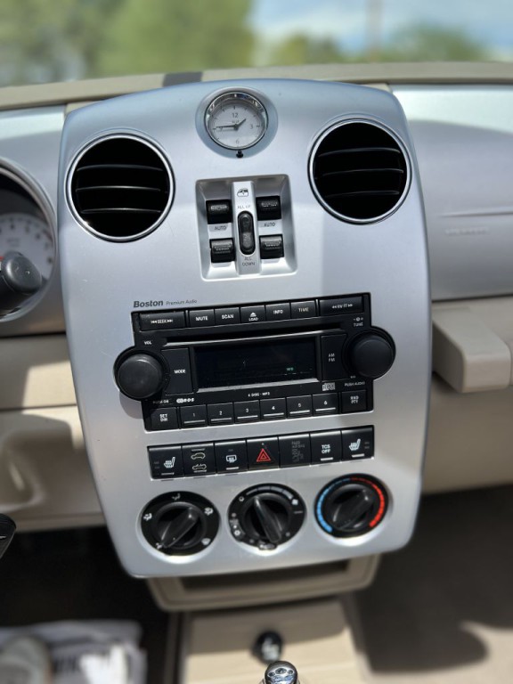 2008 Chrysler PT Cruiser Image 15