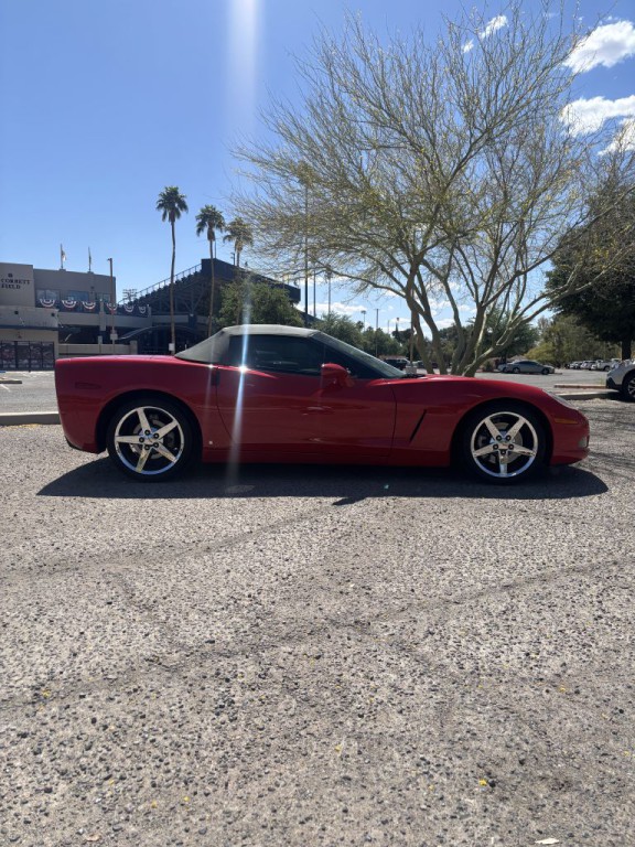 2007 Chevrolet Corvette Image 2