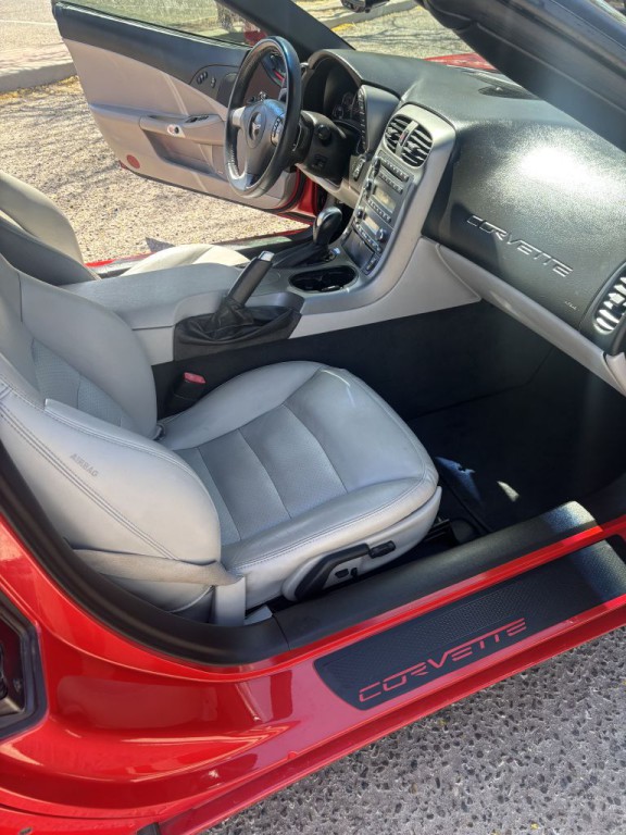 2007 Chevrolet Corvette Image 15