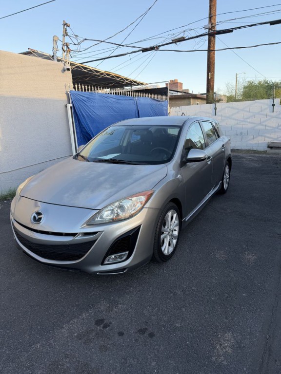 2010 Mazda Mazda3 Image 2
