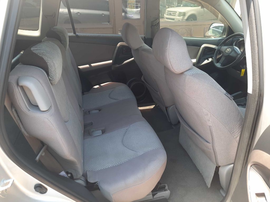 2007 Toyota Rav4 Image 8