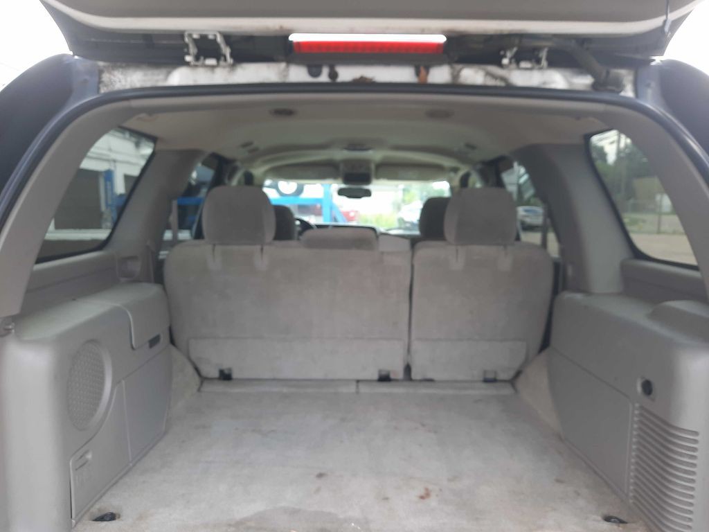 2006 Chevrolet Tahoe Image 10