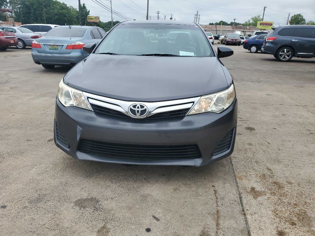 2012 Toyota Camry Image 5