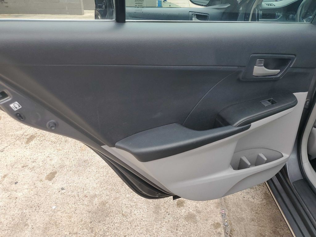 2012 Toyota Camry Image 12