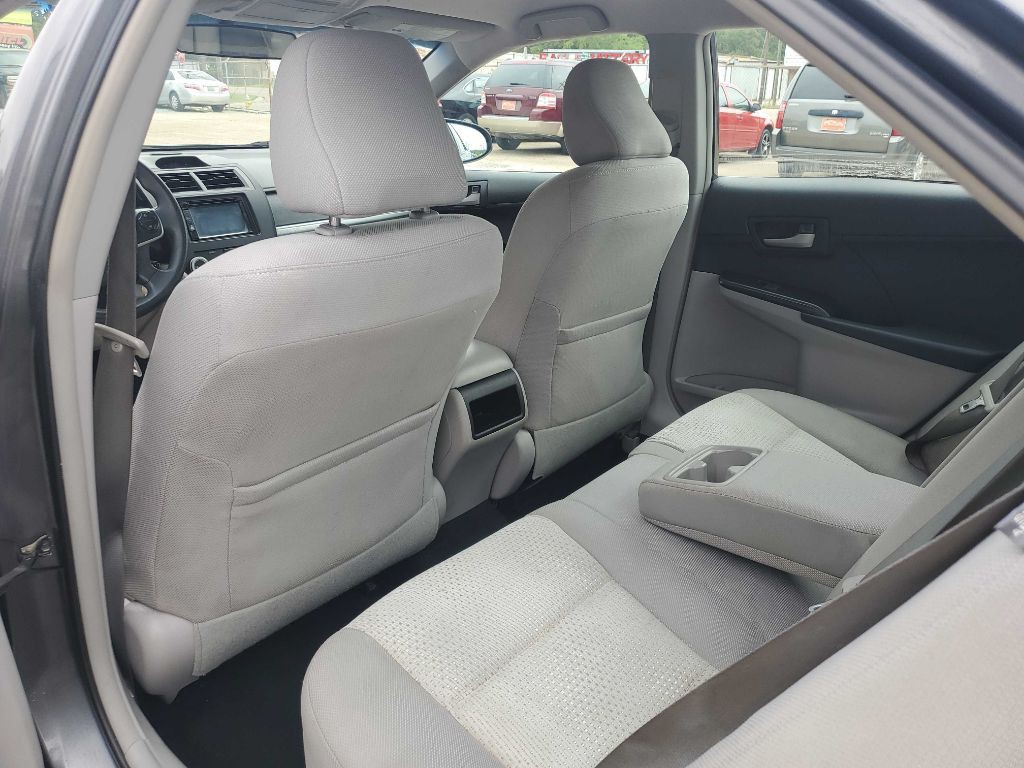 2012 Toyota Camry Image 13