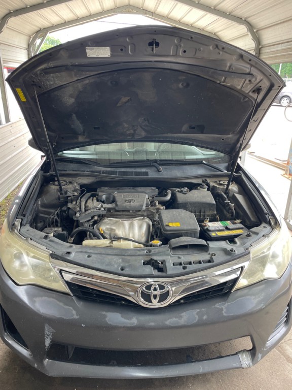 2012 Toyota Camry Image 14