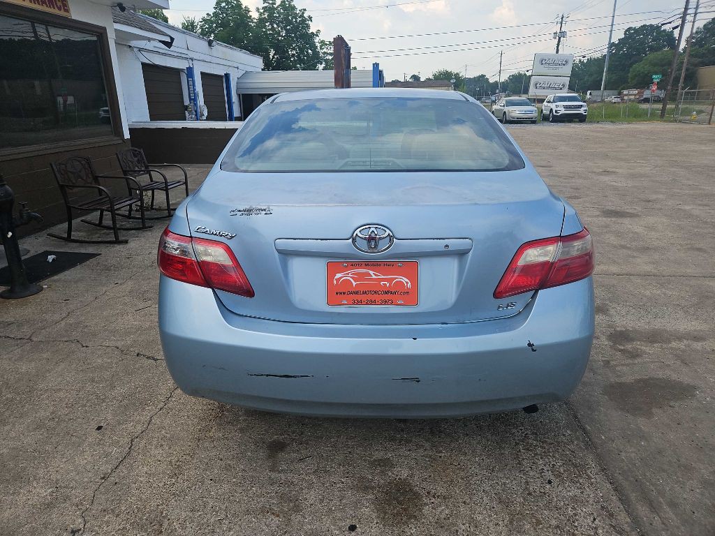 2009 Toyota Camry Image 2
