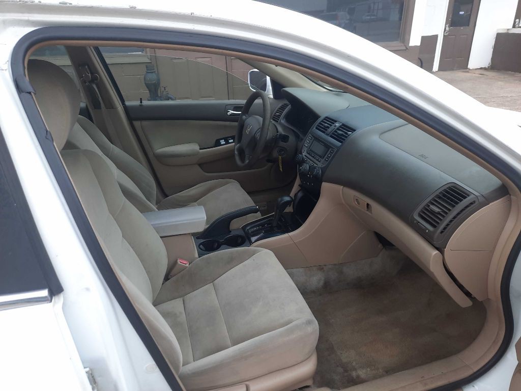 2006 Honda Accord Image 9