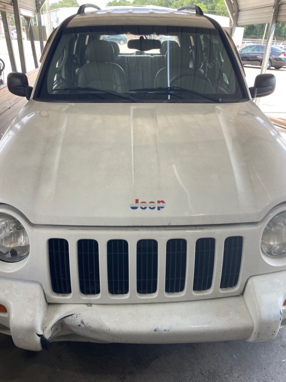 2004 Jeep Liberty Image 1