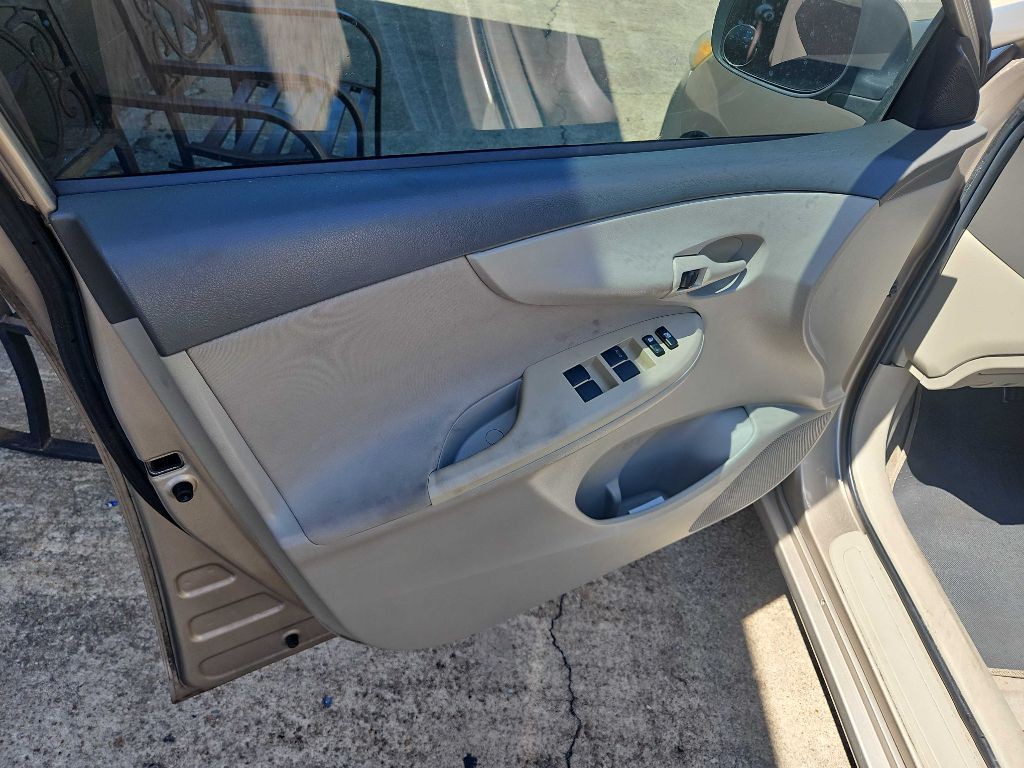2009 Toyota Corolla Image 5