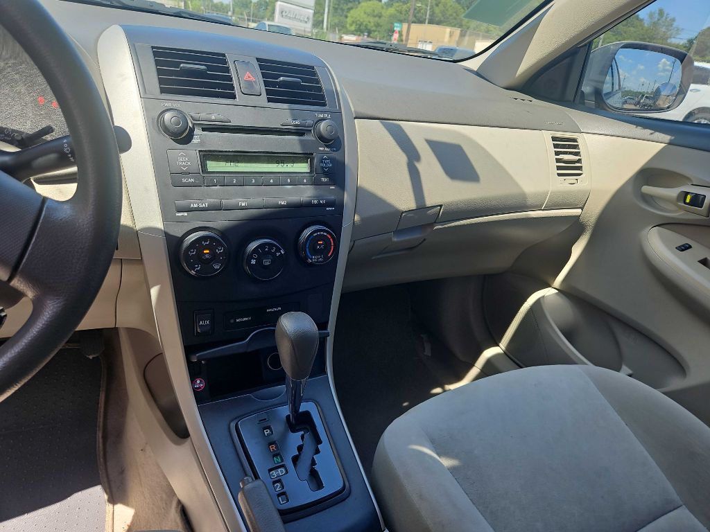 2009 Toyota Corolla Image 8