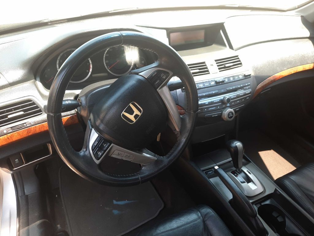 2011 Honda Accord Image 12