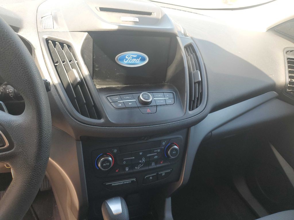 2017 Ford Escape Image 9