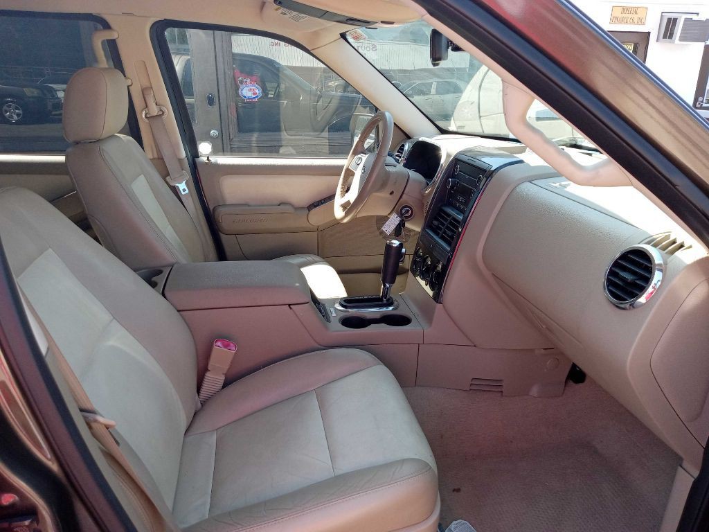 2008 Ford Explorer Image 9