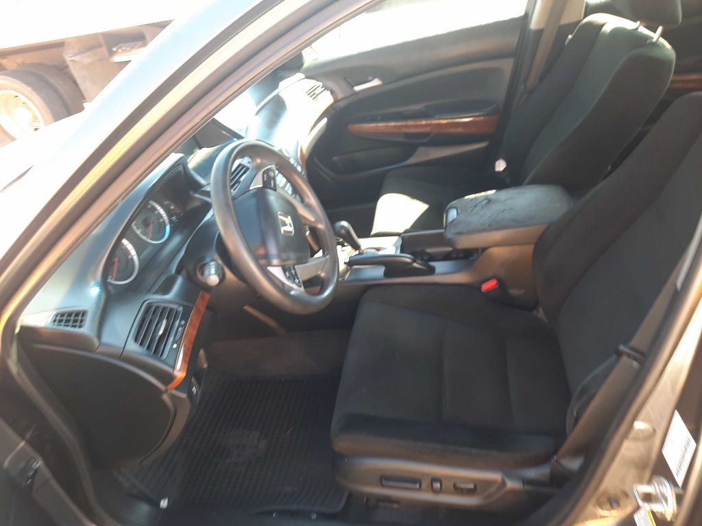 2012 Honda Accord Image 3