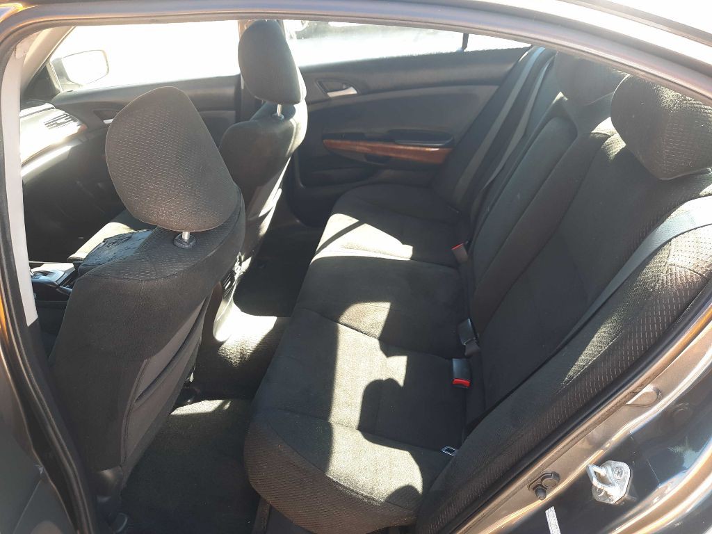 2012 Honda Accord Image 7