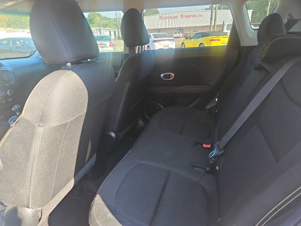 2015 Kia Soul Image 11