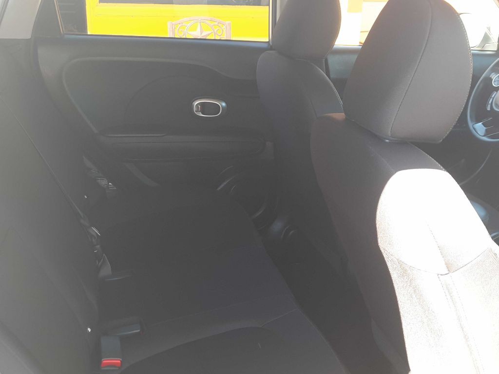 2016 Kia Soul Image 7