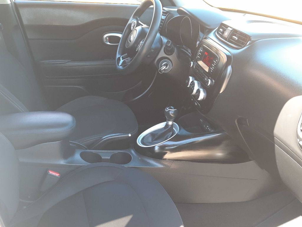 2016 Kia Soul Image 8