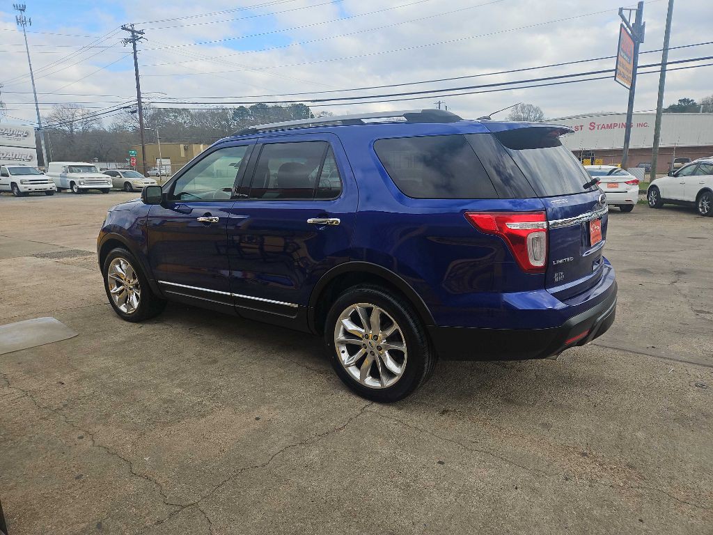 2013 Ford Explorer Image 1