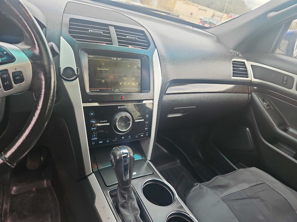 2013 Ford Explorer Image 8