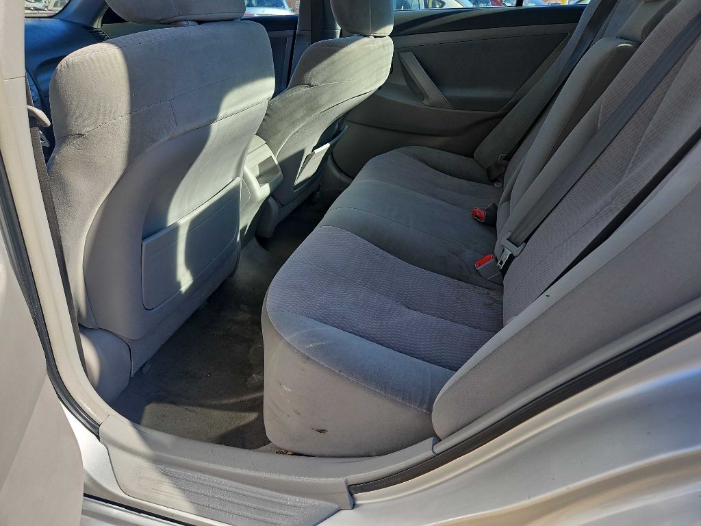 2011 Toyota Camry Image 10