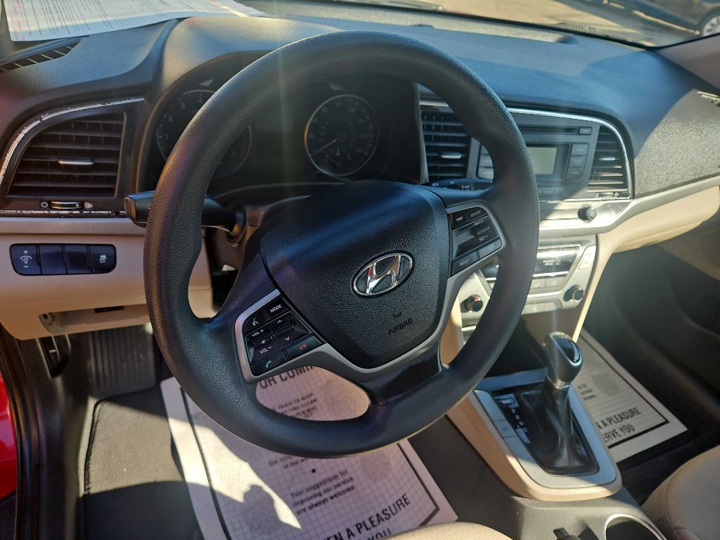 2018 Hyundai Elantra Image 7