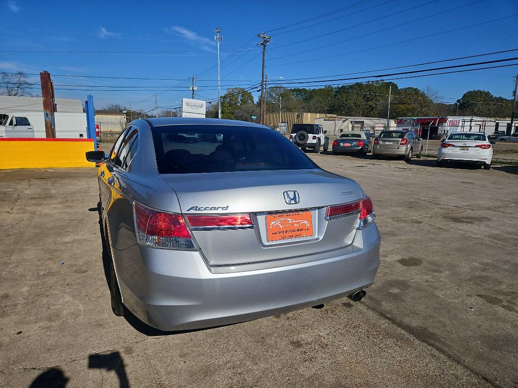 2012 Honda Accord Image 3