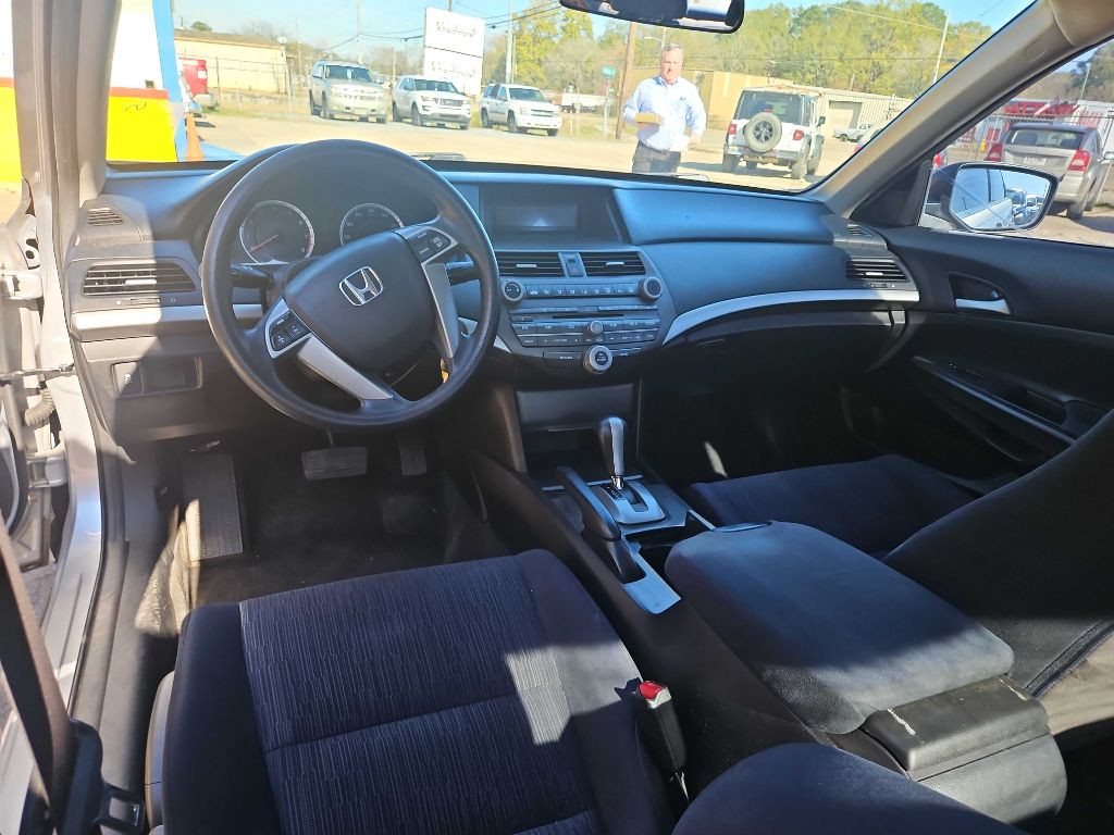 2012 Honda Accord Image 13