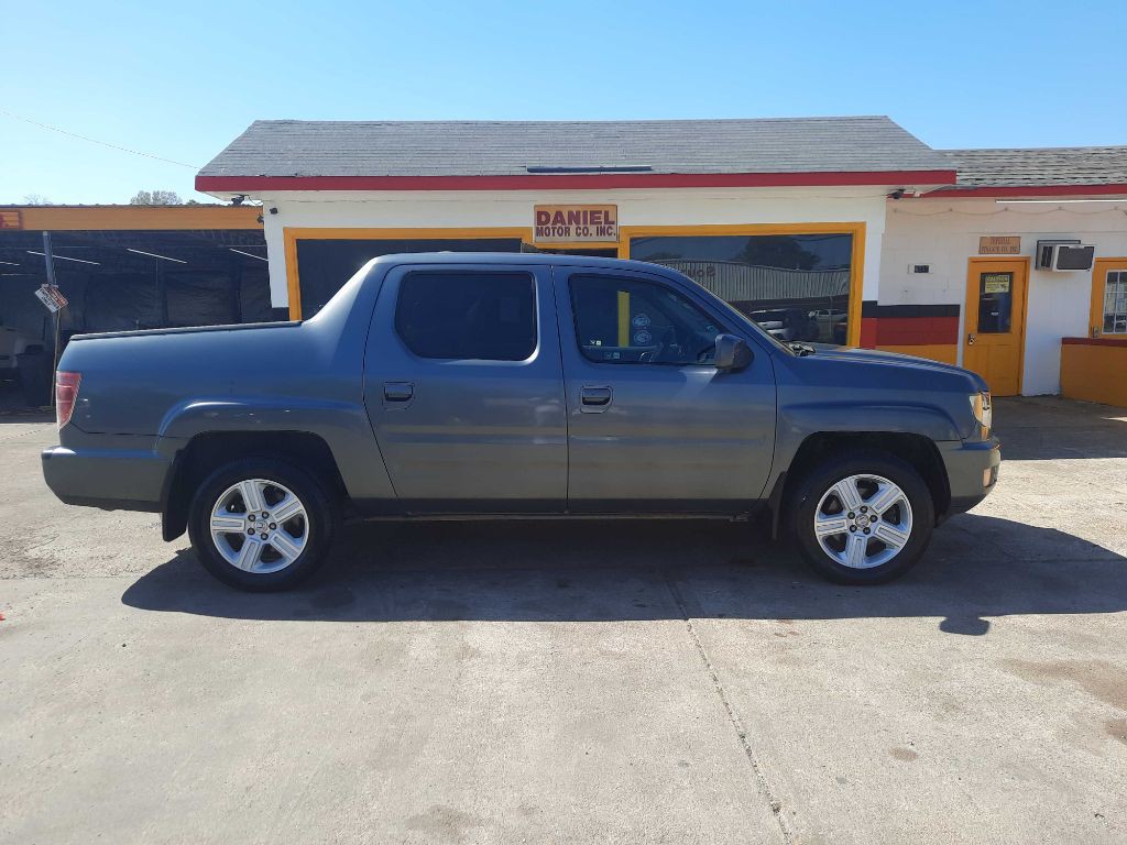 2011 Honda Ridgeline Image 3