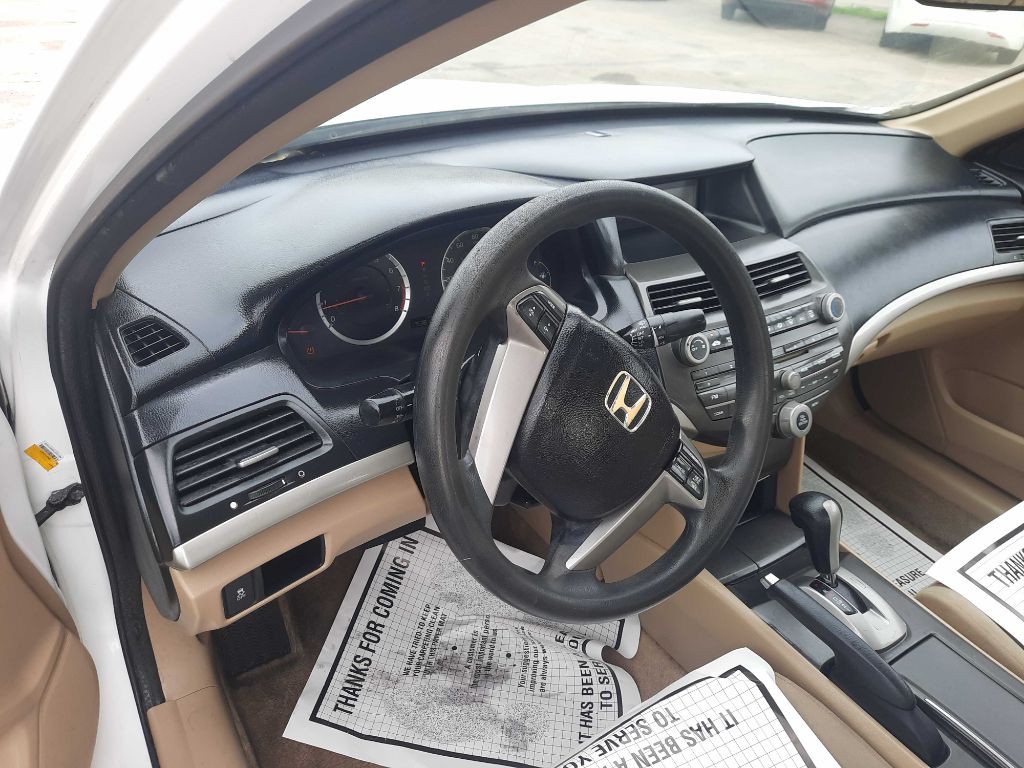 2012 Honda Accord Image 2