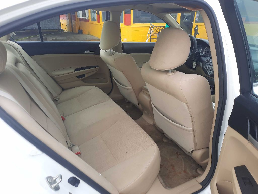 2012 Honda Accord Image 7
