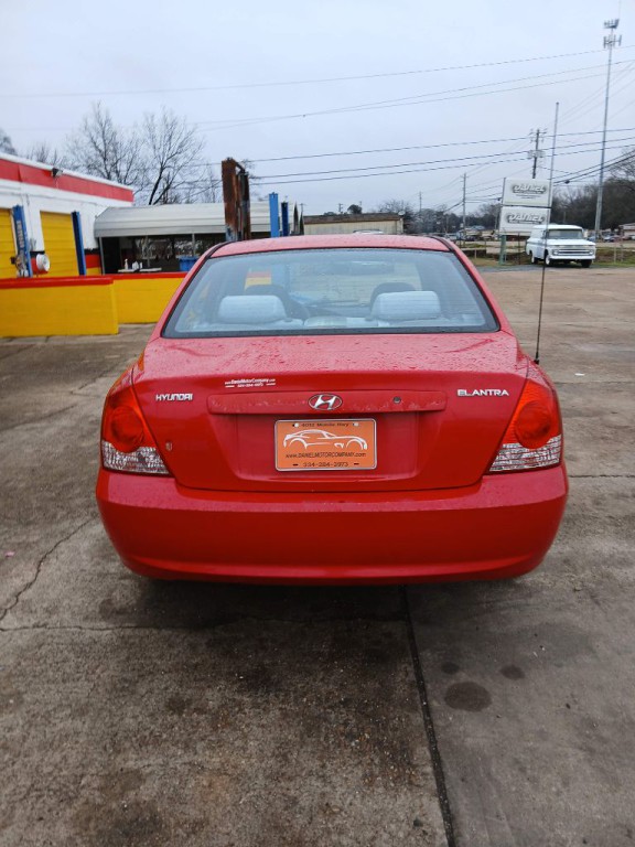 2005 Hyundai Elantra Image 4