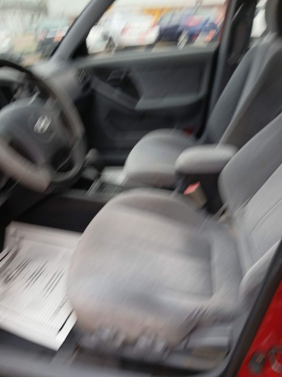 2005 Hyundai Elantra Image 8