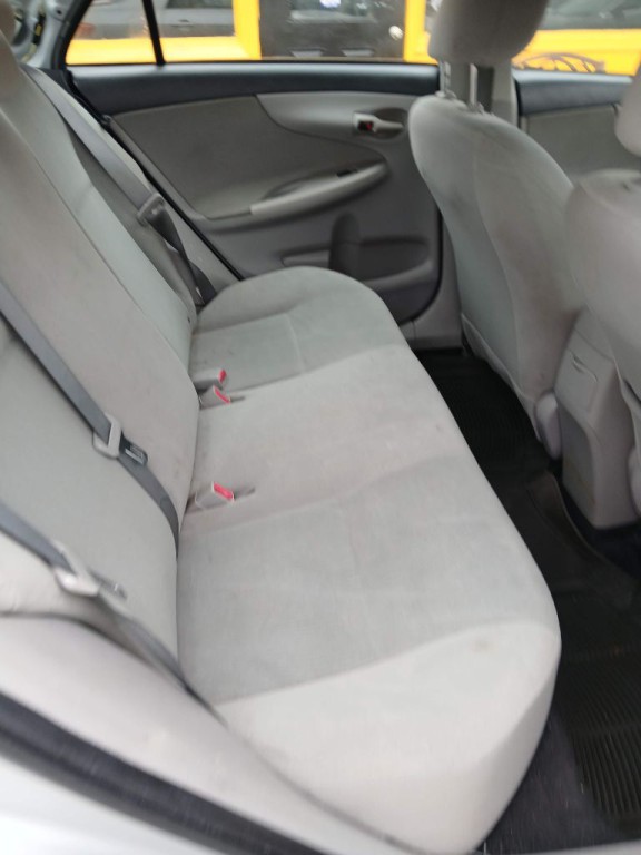 2013 Toyota Corolla Image 4