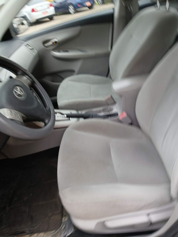 2013 Toyota Corolla Image 7