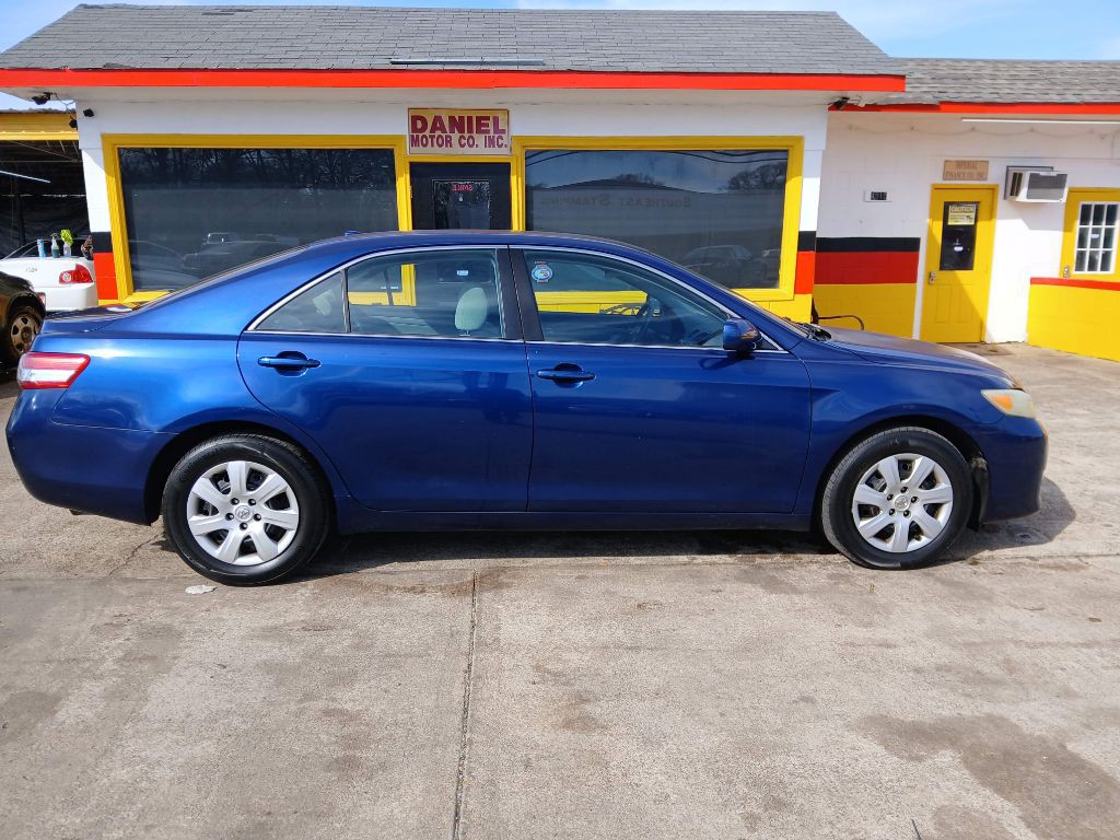 2010 Toyota Camry Image 4