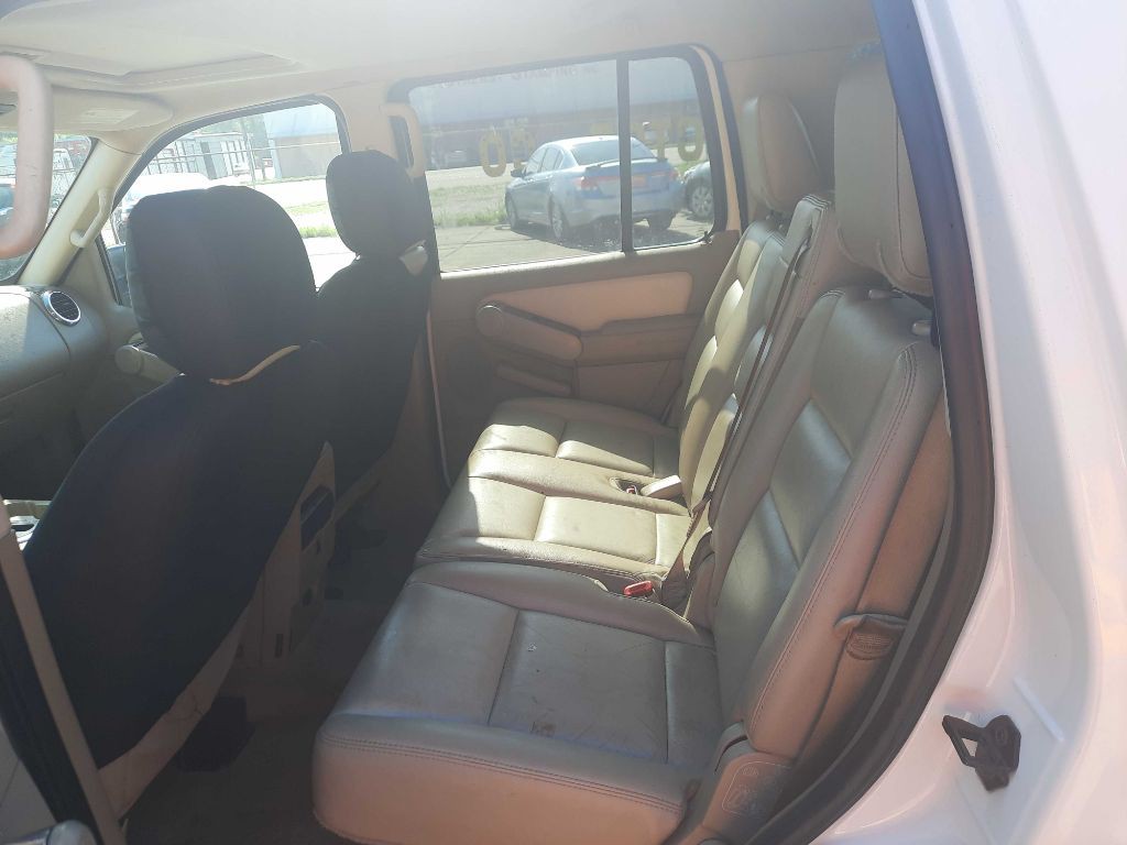 2007 Ford Explorer Image 5