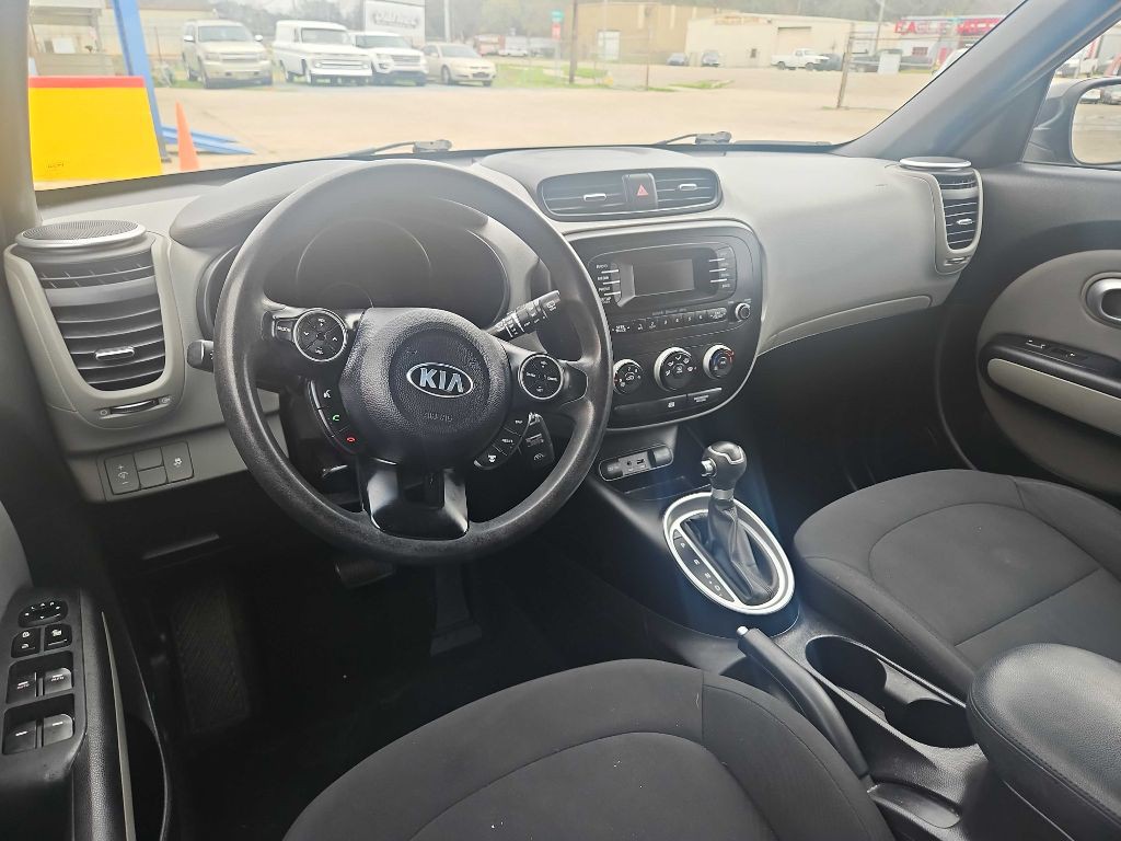 2014 Kia Soul Image 1