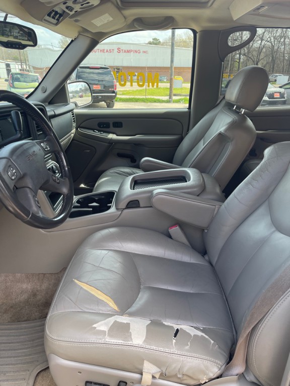 2006 GMC Yukon Image 7