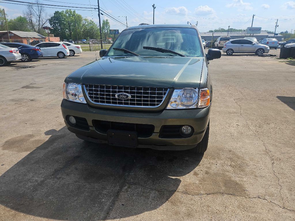 2004 Ford Explorer Image 3