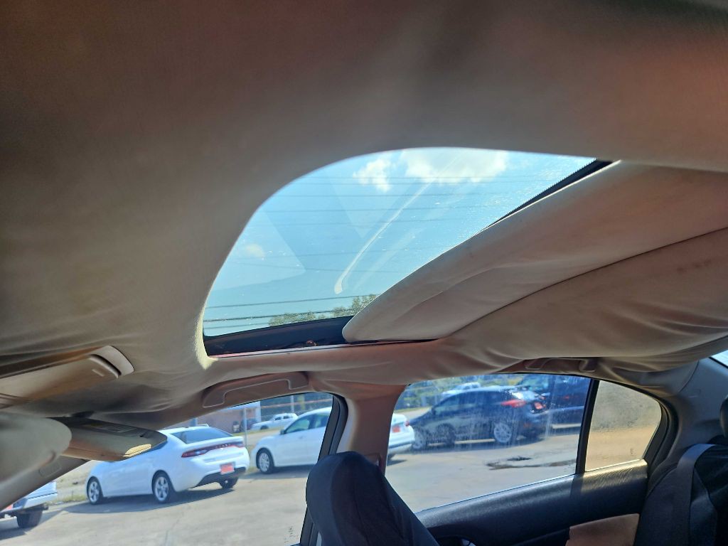 2008 Honda Accord Image 9