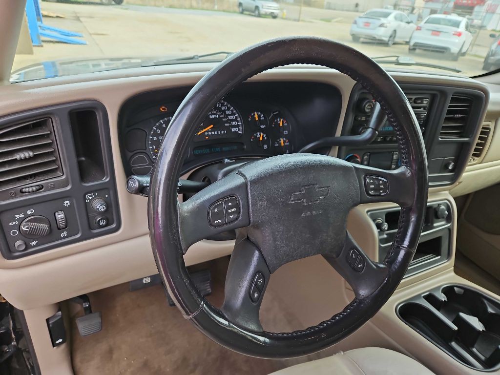 2006 Chevrolet Suburban Image 8