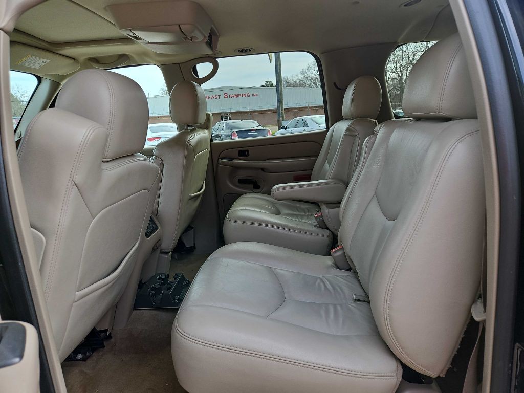 2006 Chevrolet Suburban Image 15