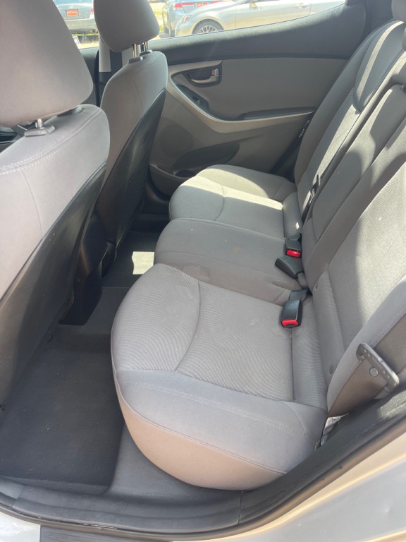 2014 Hyundai Elantra Image 6