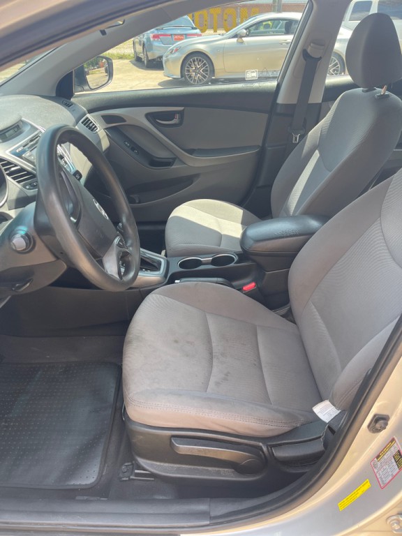 2014 Hyundai Elantra Image 7