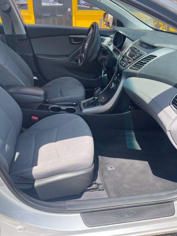 2014 Hyundai Elantra Image 4