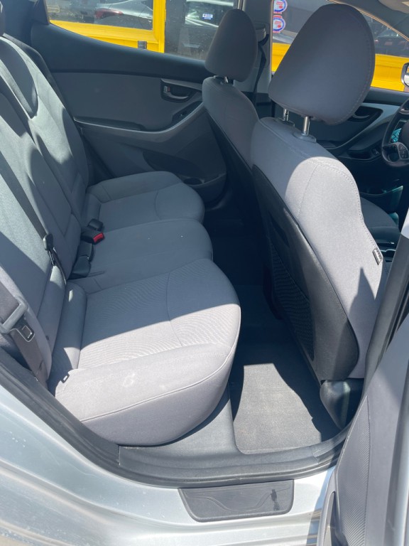 2014 Hyundai Elantra Image 5